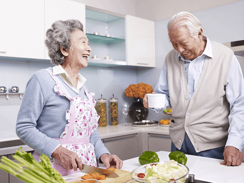 Các dấu hiệu thực thể của suy dinh dưỡng có thể khó ghi nhận ở người cao tuổi